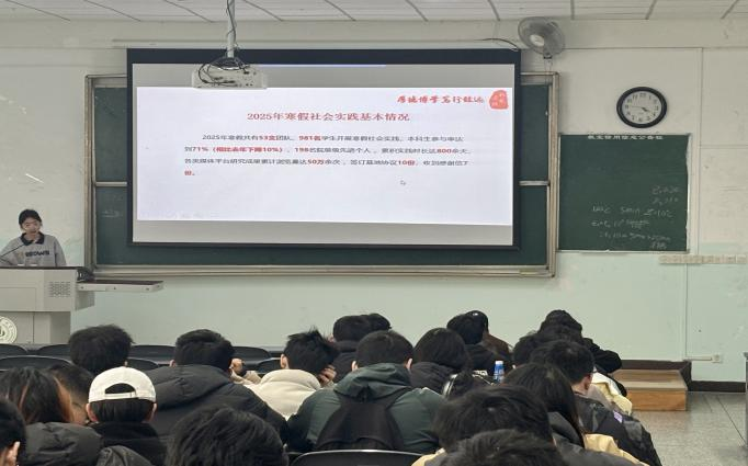 61718